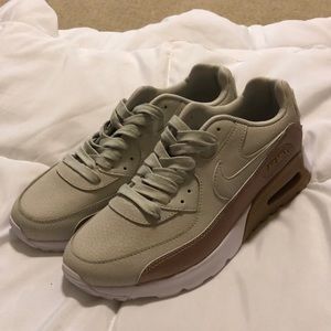 Nike Air Max Rose Gold